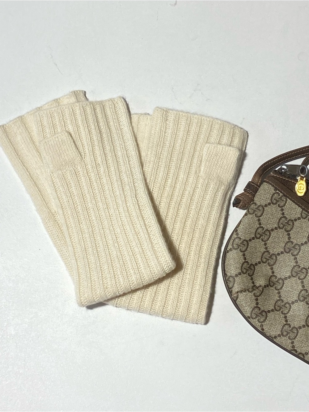 Portolano Italian Cashmere Fingerless Knit Gloves Cream 🇮🇹